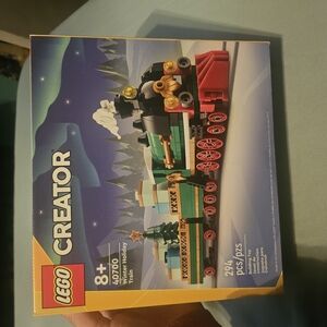 LEGO Creator Winter Holiday Train Set - Green and Red